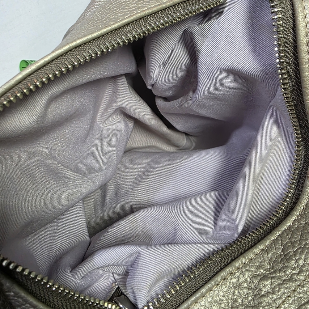 Coach F15064 Metallic Silver Peppled Leather Shoulder Bag w/ Adjustable Strap. - Picture 8 of 16